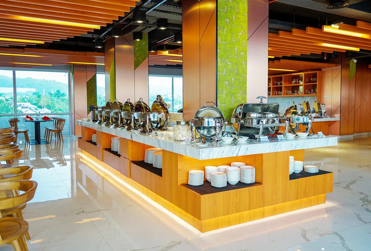 Hotel Santika Premiere Ambon Esterno foto